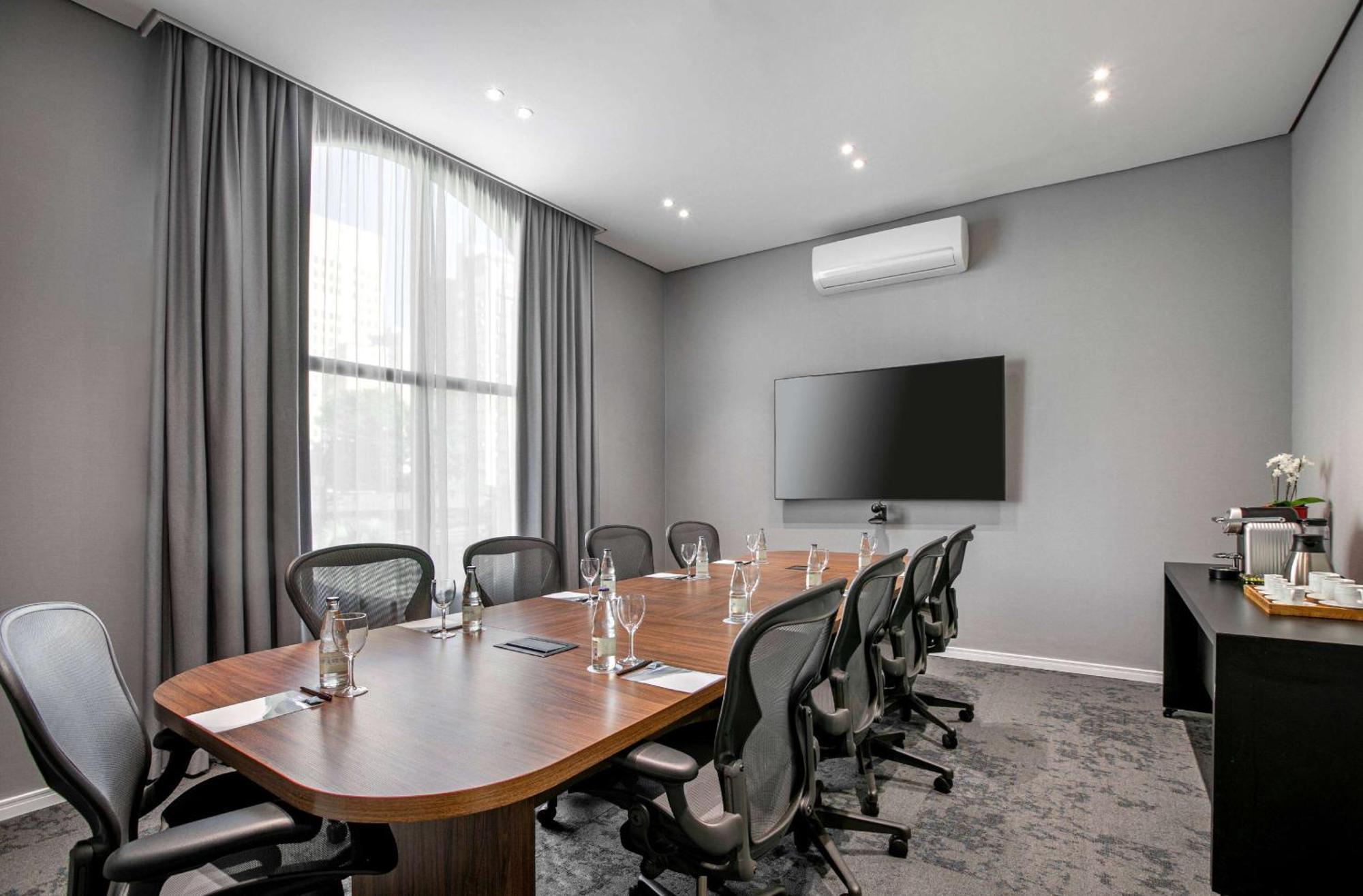 欧罗巴花园美利亚酒店 圣保罗 外观 照片 Meeting room at the hotel
